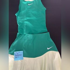 Nike tennis skirt set